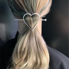 Заколка для волос с сердечком Shein