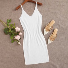 Однотонное трикотажное платье Shein
