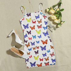 Облегающее платье на бретельках с принтом бабочки Shein