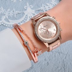 1шт кварцевые часы и 1шт браслет со стращами Shein