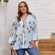 Блузка размера плюс с цветочным принтом Shein