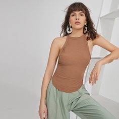 Трикотажный топ на бретелях Shein