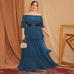 Платье макси размера плюс с открытыми плечами и поясом Shein