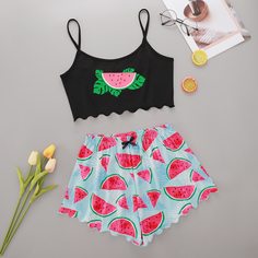 Пижама на бретельках с принтом арбуза Shein