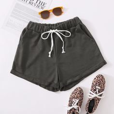 Темно-серый Карман Одноцветный Спортивный Шорты Shein