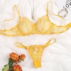 Комплект сетчатого нижнего белья на косточках с вышивкой Shein