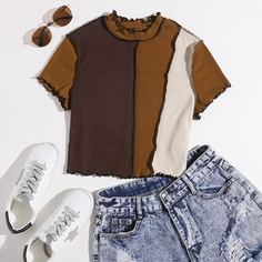 Волнистый край Контрастный цвет Повседневный Футболки Shein