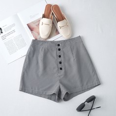 Шорты в клетку с пуговицами Shein