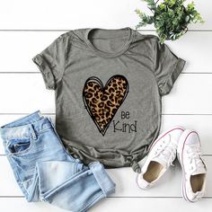 Футболка с леопардовым принтом Shein