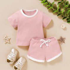 Трикотажные шорты и футболка с контрастной отделкой для девочек Shein