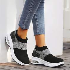 Трикотажные кроссовки Shein