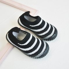 Кроссовки в полоску для мальчиков Shein