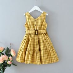 Платье в клетку с поясом и пуговицами для девочек Shein