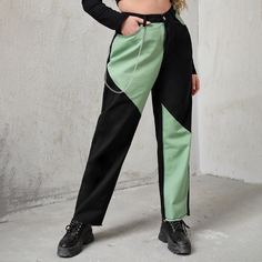 Двухцветные джинсы размера плюс с цепочкой и высокой талией Shein