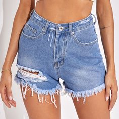 Рваные джинсовые шорты Shein
