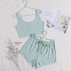 Трикотажная короткая майка и шорты Shein