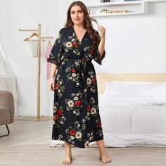 Халат размера плюс с поясом и кружевной отделкой Shein