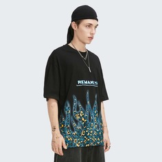 Мужская футболка с леопардовым принтом и надписью на плечах Shein