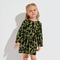 Платье с поясом и принтом для девочек Shein
