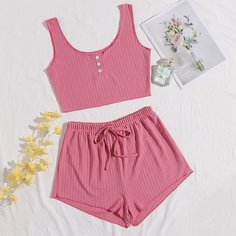 Трикотажная короткая майка и шорты Shein