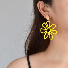 Серьги-подвески в форме цветка Shein