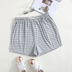 Шорты на кулиске в полоску размера плюс Shein