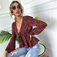 Блузка с цветочным принтом и оборкой Shein