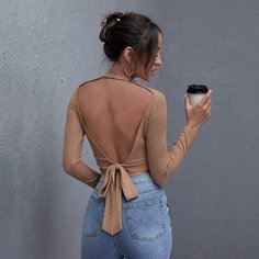 Трикотажная короткая футболка Shein