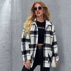 Пальто в клетку с пуговицами и карманом Shein