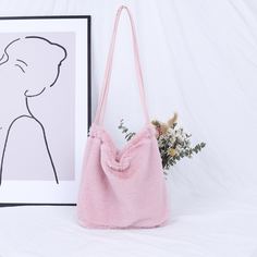 Плюшевая сумка на плечо Shein