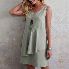 Однотонное платье с оборкой Shein