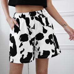 Шорты с коровьим принтом и эластичной талией Shein