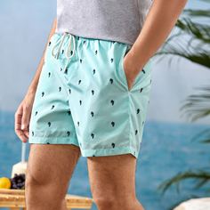 Мужские полосатые шорты с графическим принтом на кулиске Shein