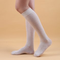 Однотонные носки выше голени Shein