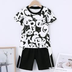 Шорты и футболка с принтом панды для мальчиков Shein