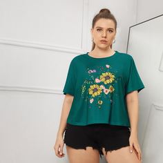 Топ размера плюс с цветочным принтом Shein
