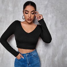 Короткая футболка с v-образным воротником Shein