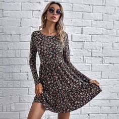 Платье с цветочным принтом Shein