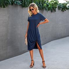 Однотонное платье-футболка с драпировкой Shein