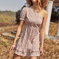 Платье на одно плечо с цветочным принтом Shein