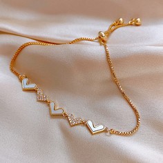 Браслет с сердечком и стразами Shein