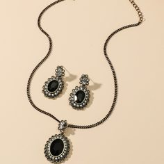 Ожерелье и серьги с драгоценным камнем Shein