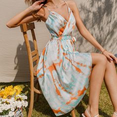 Платье на бретельках с принтом тай дай Shein