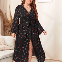 Халат размера плюс с поясом, кружевной отделкой и принтом вишни Shein