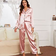Сатиновая пижама с контрастной отделкой Shein