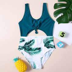 Слитный купальник с тропическим принтом для девочек Shein
