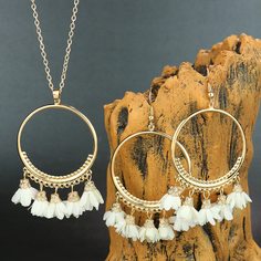 1шт ожерелье и 1 пара серьги-подвески с цветком Shein