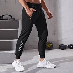 Спортивный Мужские спортивные брюки и леггинсы Shein