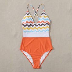 Слитный купальник с шевронным узором Shein