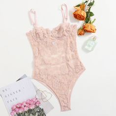 Кружевное боди на косточках Shein